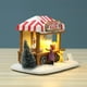 thumbnail image 1 of Mini casa de nieve navideña de resina vintage, edificios coleccionables navideños iluminados , colección de decoración navideña de para el Hugo Casa de miniaturas de resina, 1 of 9