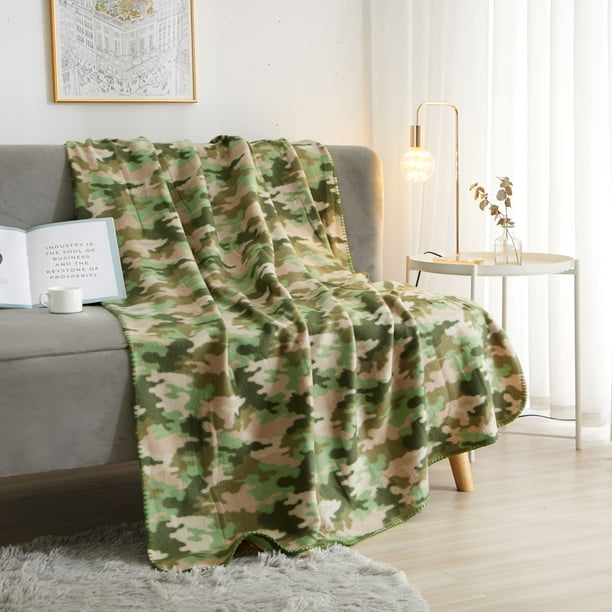 Mainstays Fleece Plush Throw Blanket, 50" x 60", Green Camouflage, Machine Washable