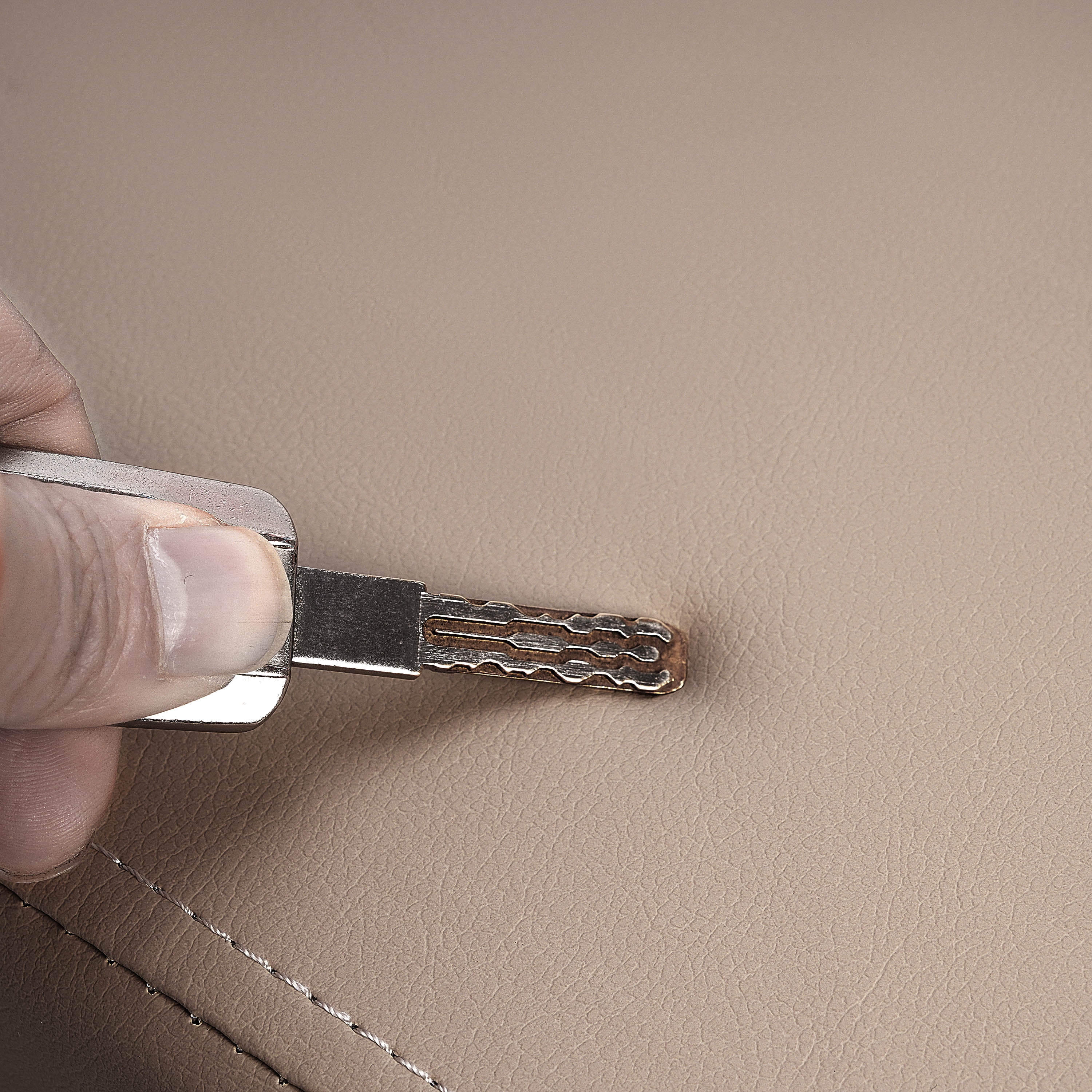 Kojem Center Console Lid for 2013-2019 Ford Flex Replacement for FA8Z7406024AA FA8Z-7406024-AA Armrest Cover Plastic Beige