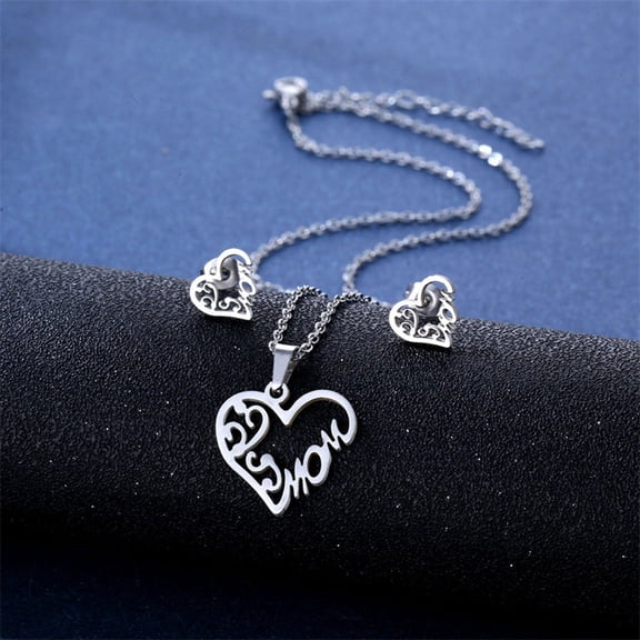 YYKihy Heart Shaped MOM Letter Pendant Necklace Set Mother's Day Jewelry Birthday Carnival Dating Necklace