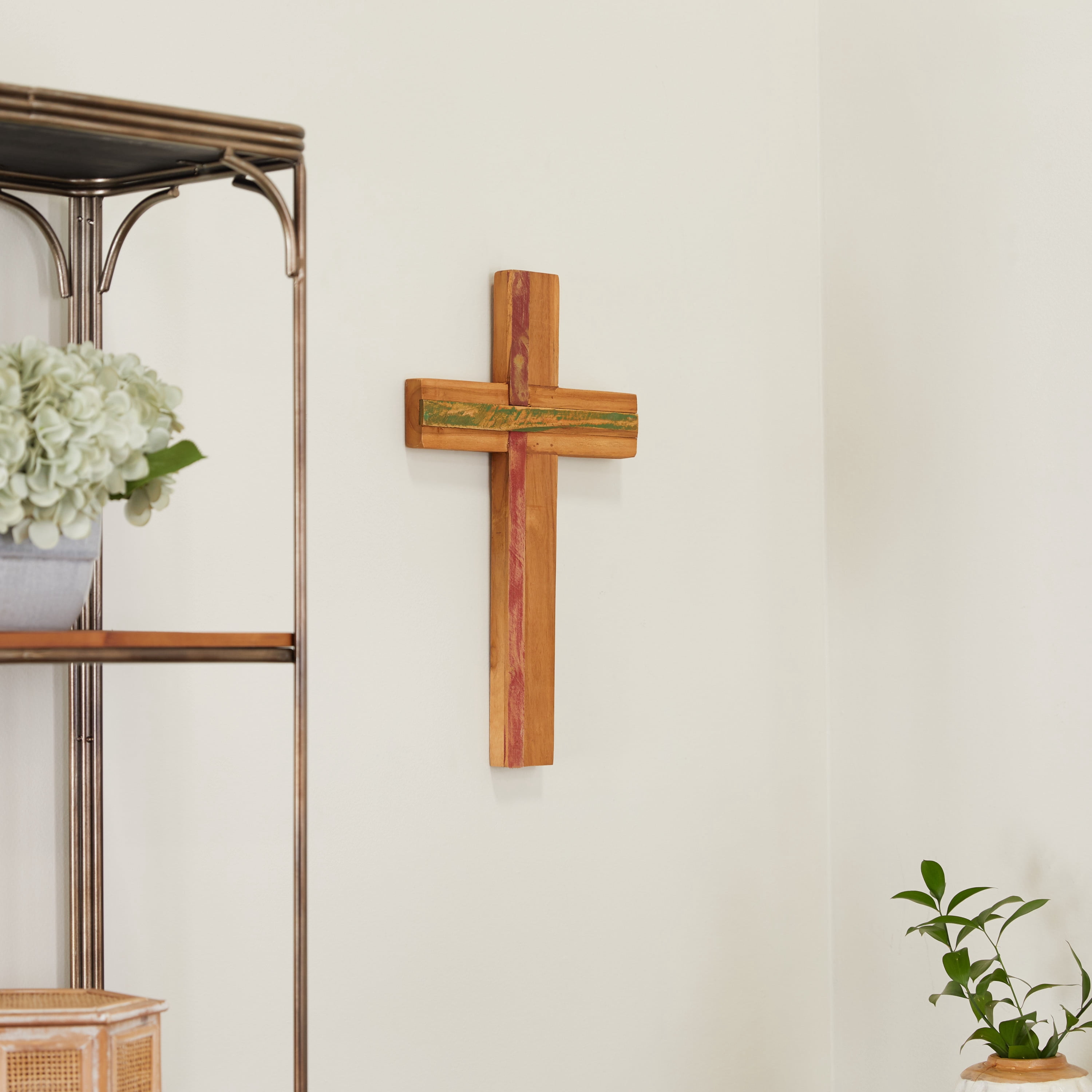 DecMode Wood Cross Rustic Wall Decor Brown