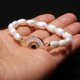 thumbnail image 1 of Pulsera elástica de perlas naturales de agua dulce, brazalete con cuentas de arcoíris, conector CZ, regalo para niñas, 1 of 4