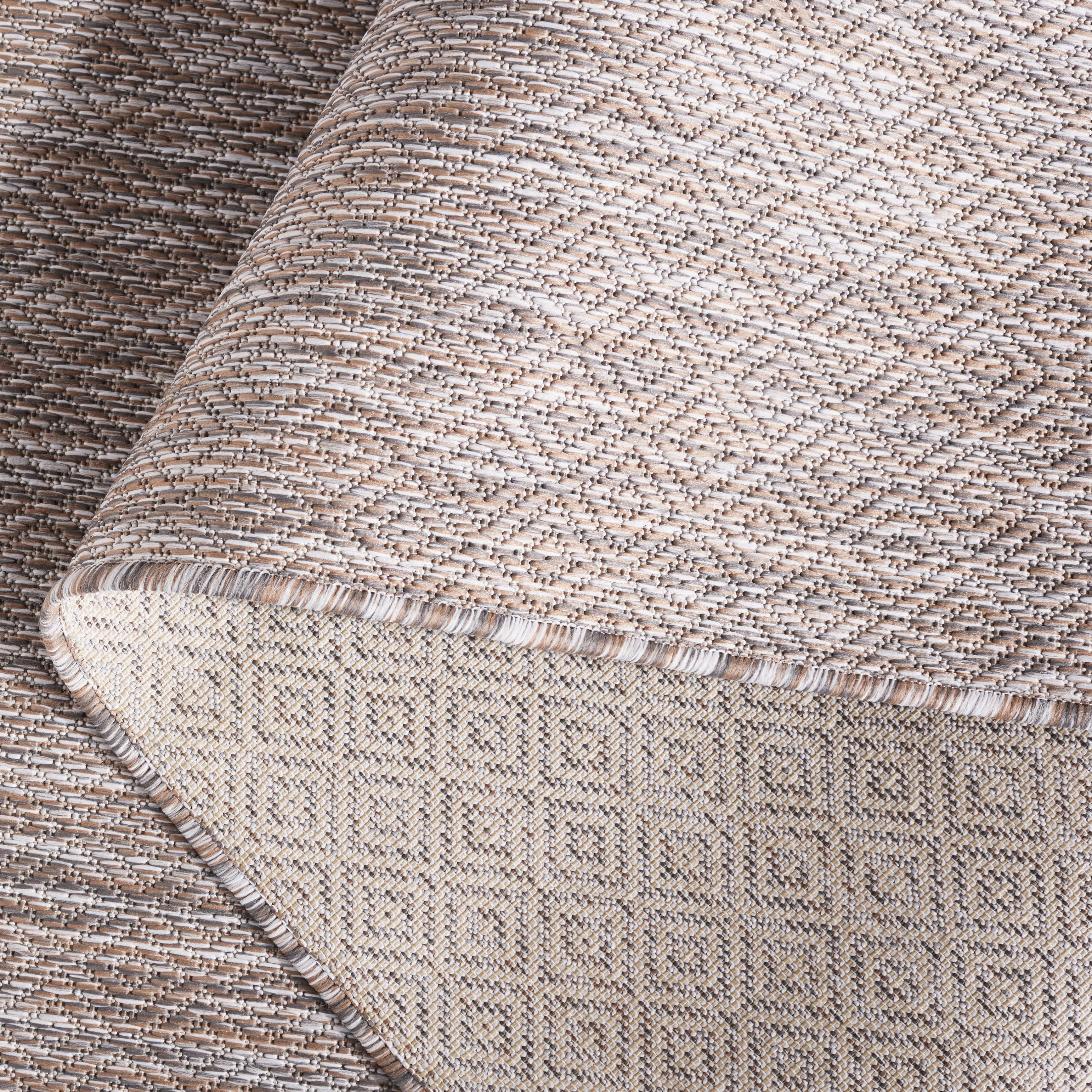 Safavieh Courtyard Mitre Geometric Indoor/Outdoor Area Rug, Ivory/Beige Gray, 5'3" x 7'7"