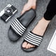 thumbnail image 5 of Zapatillas de marca para hombre y mujer, sandalias de verano a rayas para piscina, para parejas, tallas grandes, informales, para playa, para el hogar, para dormitorio, 5 of 6