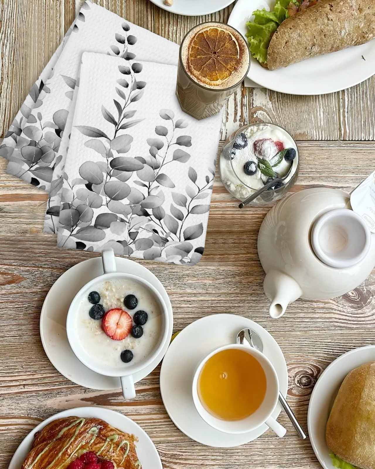 Grey Eucalyptus Hand Towels Set, Waffle Weave Kitchen Towels 3 Pieces, Botanical Leaves Aesthetics Flowers Microfiber Hair Face Bath Tea Towel Absorbent Quick Drying Cleaning Dish Cloths 15.7"x23.6"