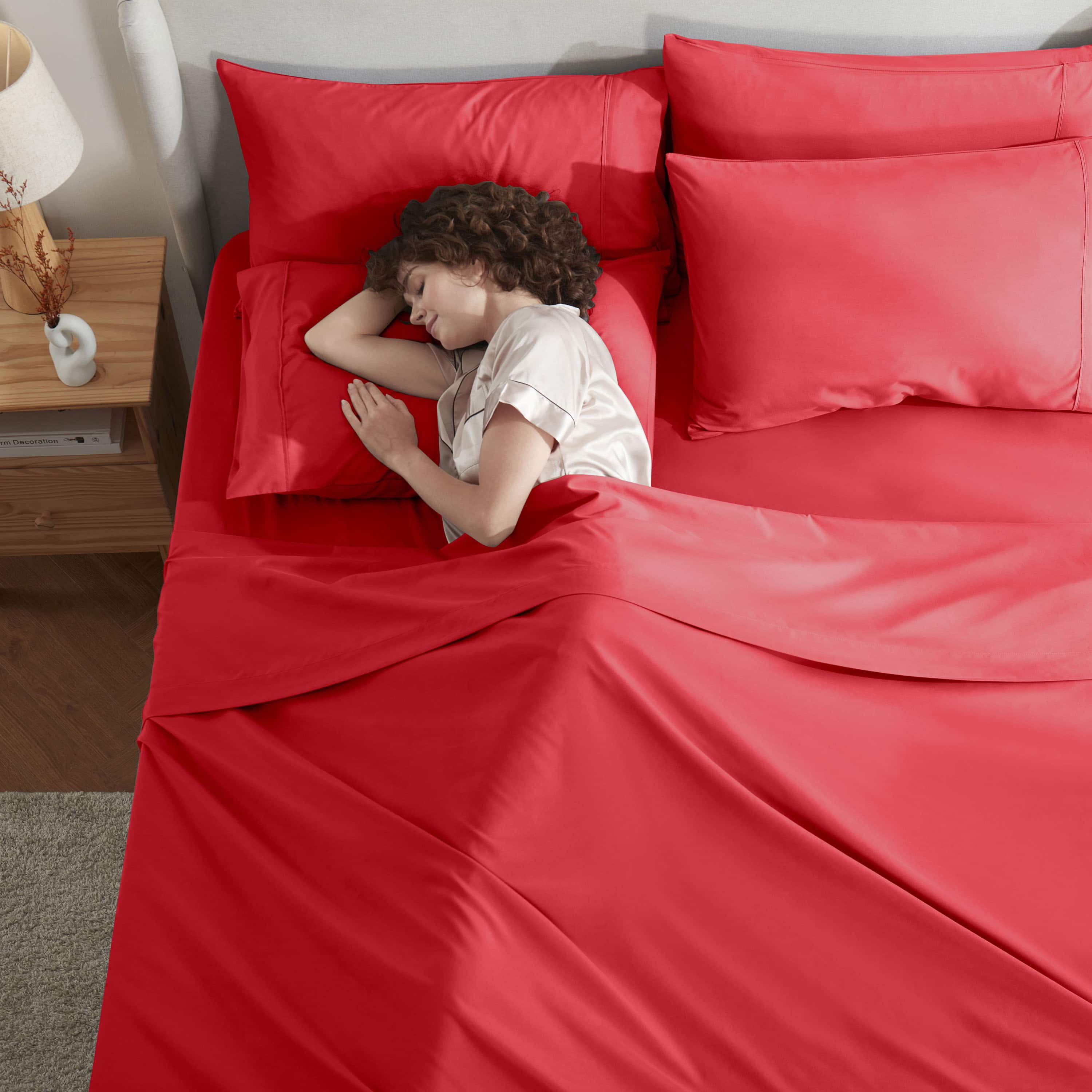 LammaLoe Extra Deep Pocket Queen Sheets set, Fits 18"-24" Mattress, 6 Piece Soft Microfiber Bed Sheet Sets, Red