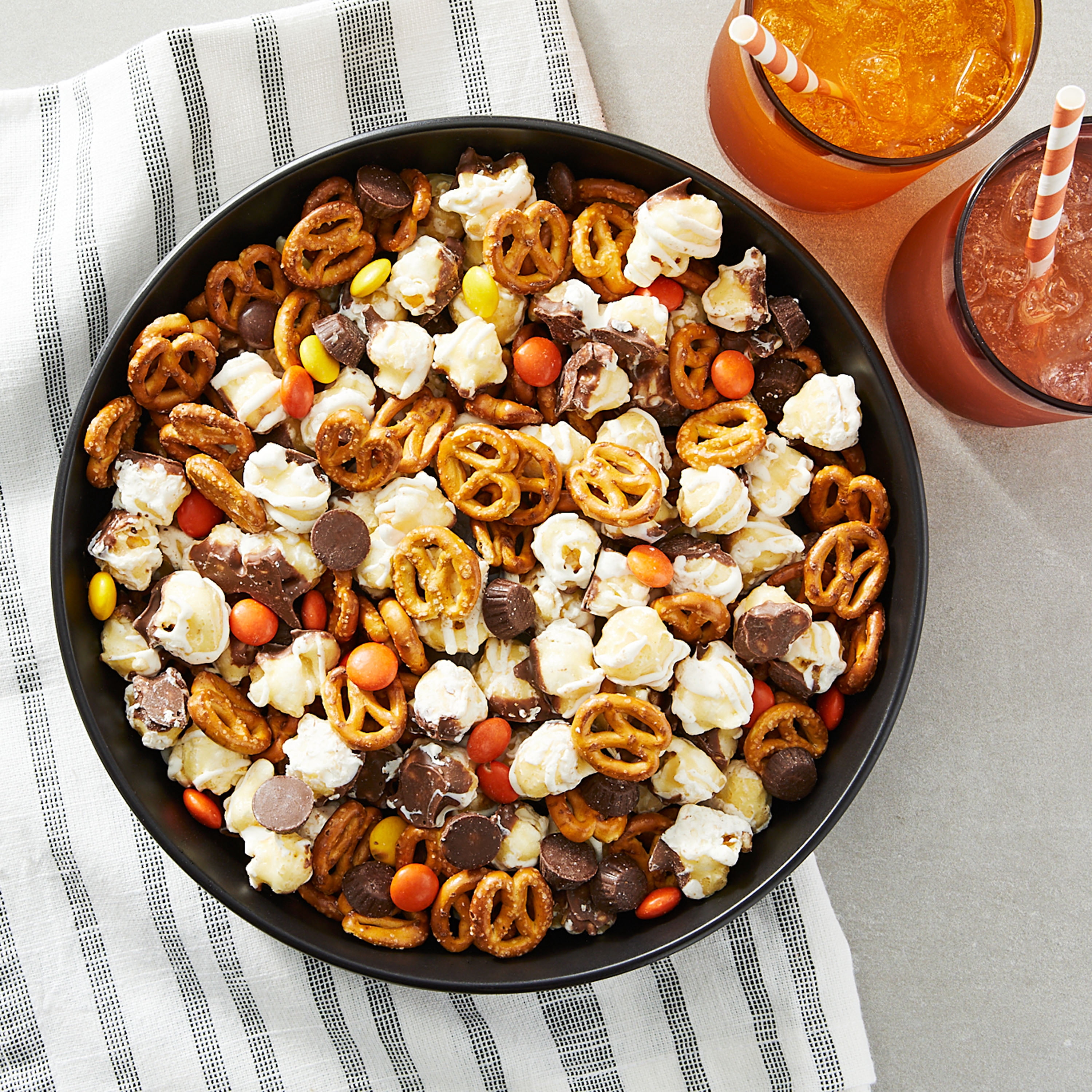 Freshness Guaranteed Peanut Butter Snack Mix Bowl,12 oz, 1 Count