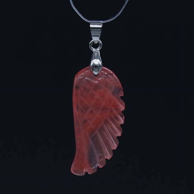 Colgante de alas de ángel de cristal natural europeo y americano Colgante de alas de ángel talladas Colgante de collar de mujer de moda