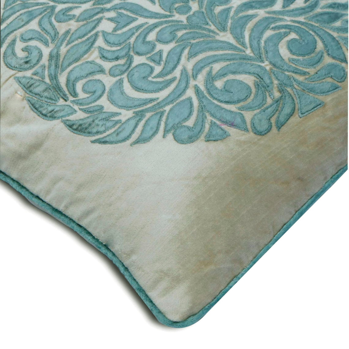 Cushion Cover For Sofa, Decorative Blue 24"x24" (60x60 cm) Throw Pillow Cover&nbsp;For Sofa, Velvet Applique Pillowcase&nbsp;With Zipper, Floral Pattern Contemporary Style - Blue Scent
