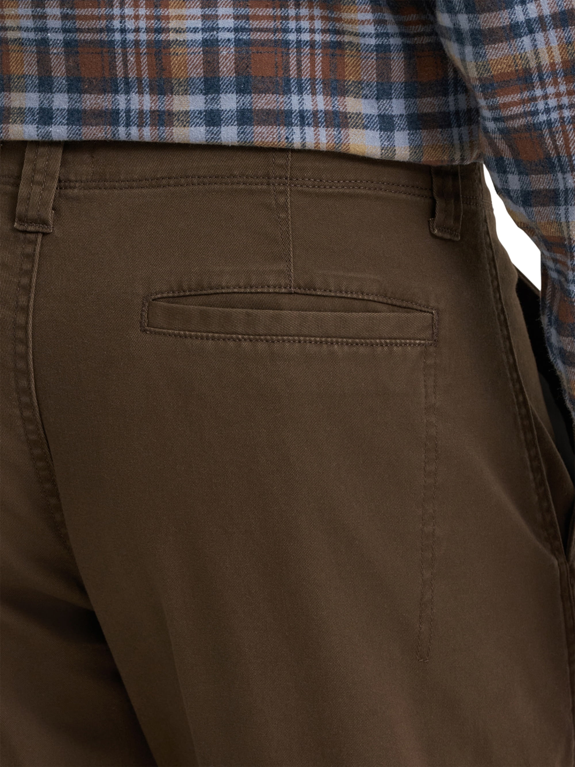 Wrangler Men's and Big Men's Relaxed Fit Cargo Pants With Stretch