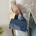 thumbnail image 5 of Bolso de mano de mezclilla con diseño de nicho para mujer, nuevo bolso de mensajero versátil de moda 2024, bolso de hombro pequeño cuadrado para viaje diario, 5 of 5