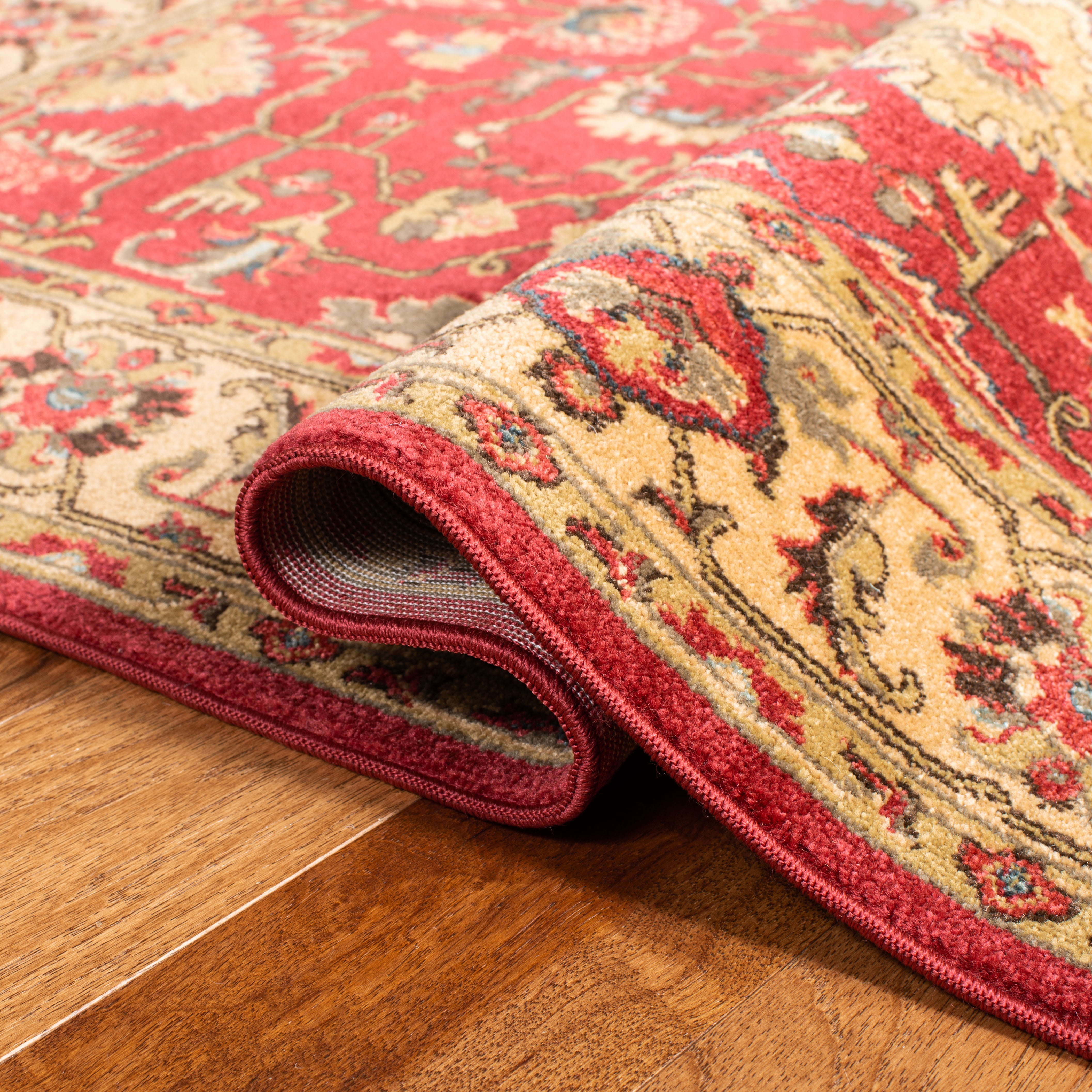 SAFAVIEH Mahal Bentley Floral Bordered Area Rug, Red/Beige, 4' x 5'7"