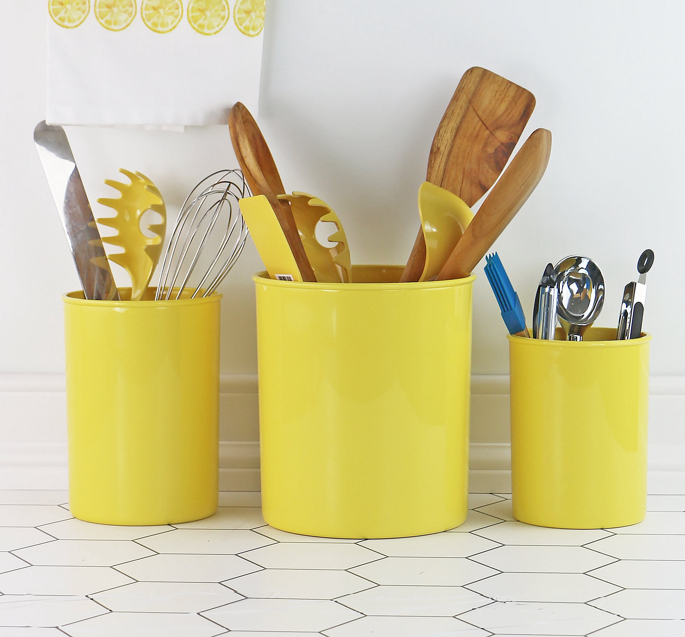 Durable Plastic Countertop Extra Large Utensil Crock/Holder, Lemon
