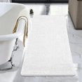 thumbnail image 1 of Alfombra de baño LOCHAS Luxury Shaggy de 60 x 120 cm, color blanco, 1 of 6