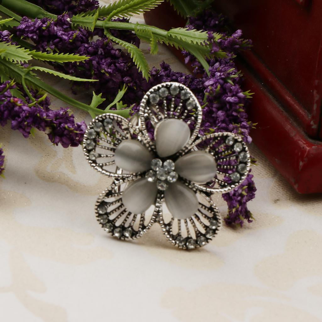 Vintage Hollow Daisy Flower Brooches Scarf Buckle Tube Shawl Buckle Silk Scarf  Clips For Women Jewelry Accessories - AliExpress