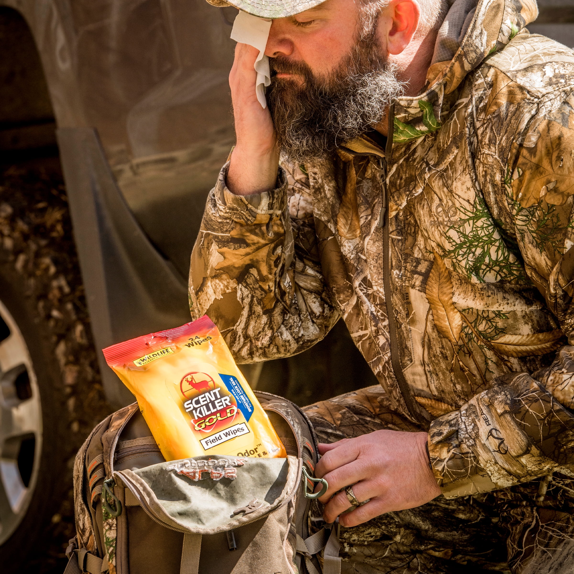 (2 pack) Wildlife Research Center Scent Killer Gold Field Wipes 24 pack for Hunting