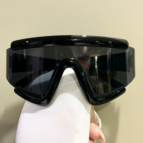 Oversized One Piece Glasses, Punk Fashionable Cool Decorative Eyewear for Women Men, PC Lenses and Frames