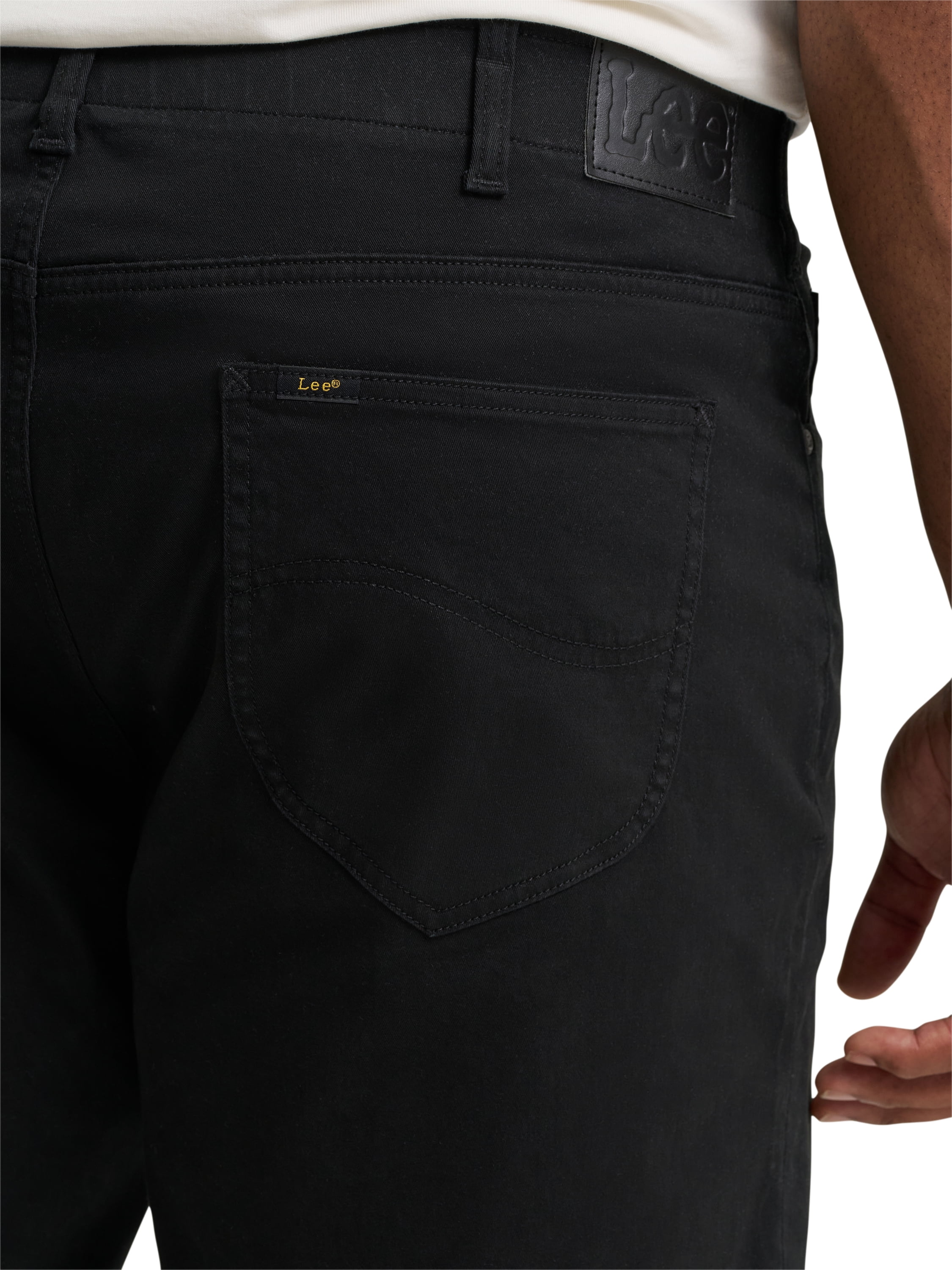 Lee Men’s and Big Men’s Extreme Motion Straight Fit Tapered Leg Jeans