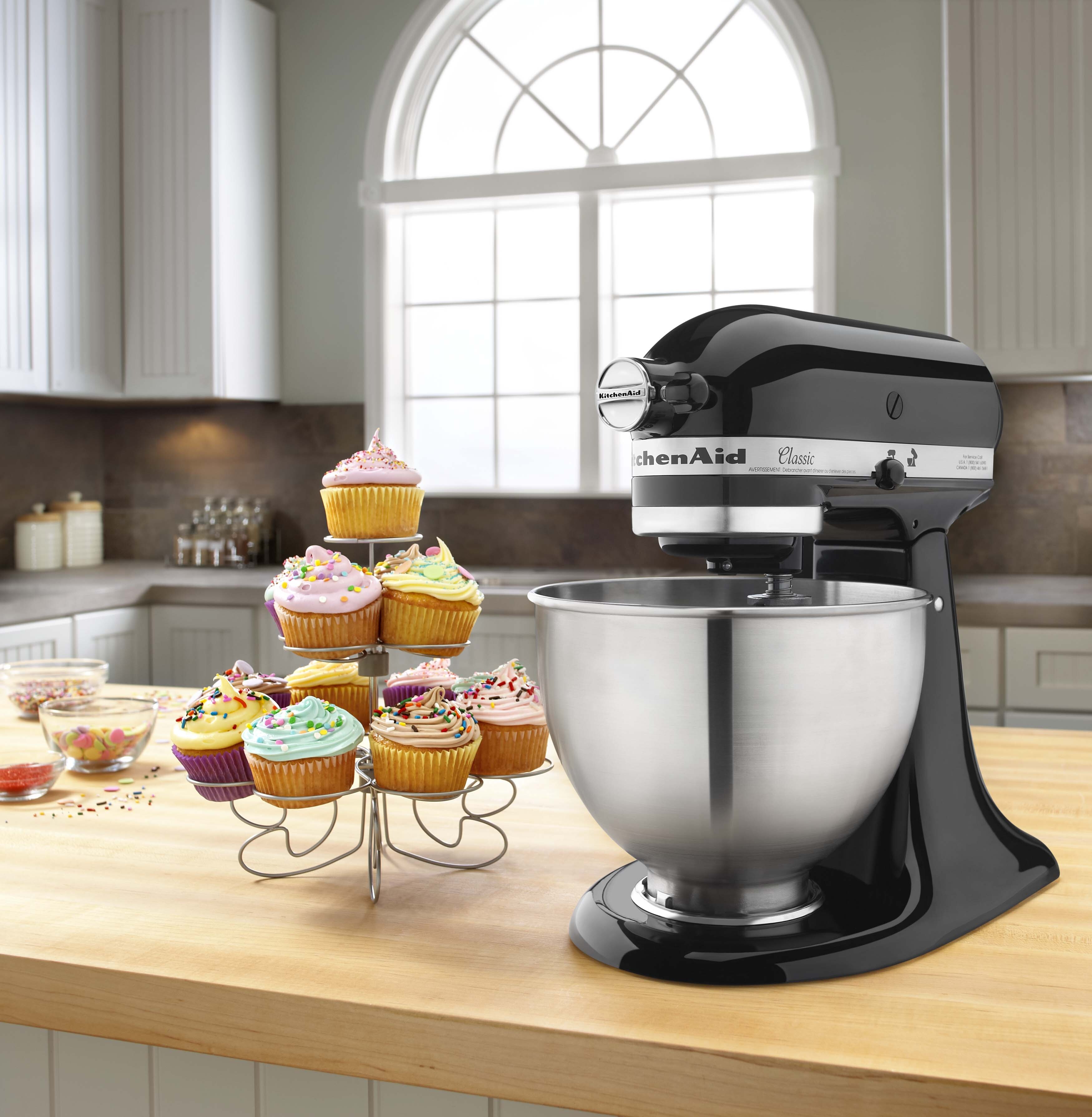 KitchenAid® Classic™ Series 4.5 Quart Tilt-Head Stand Mixer, Onyx Black, K45SS - image 7 of 9