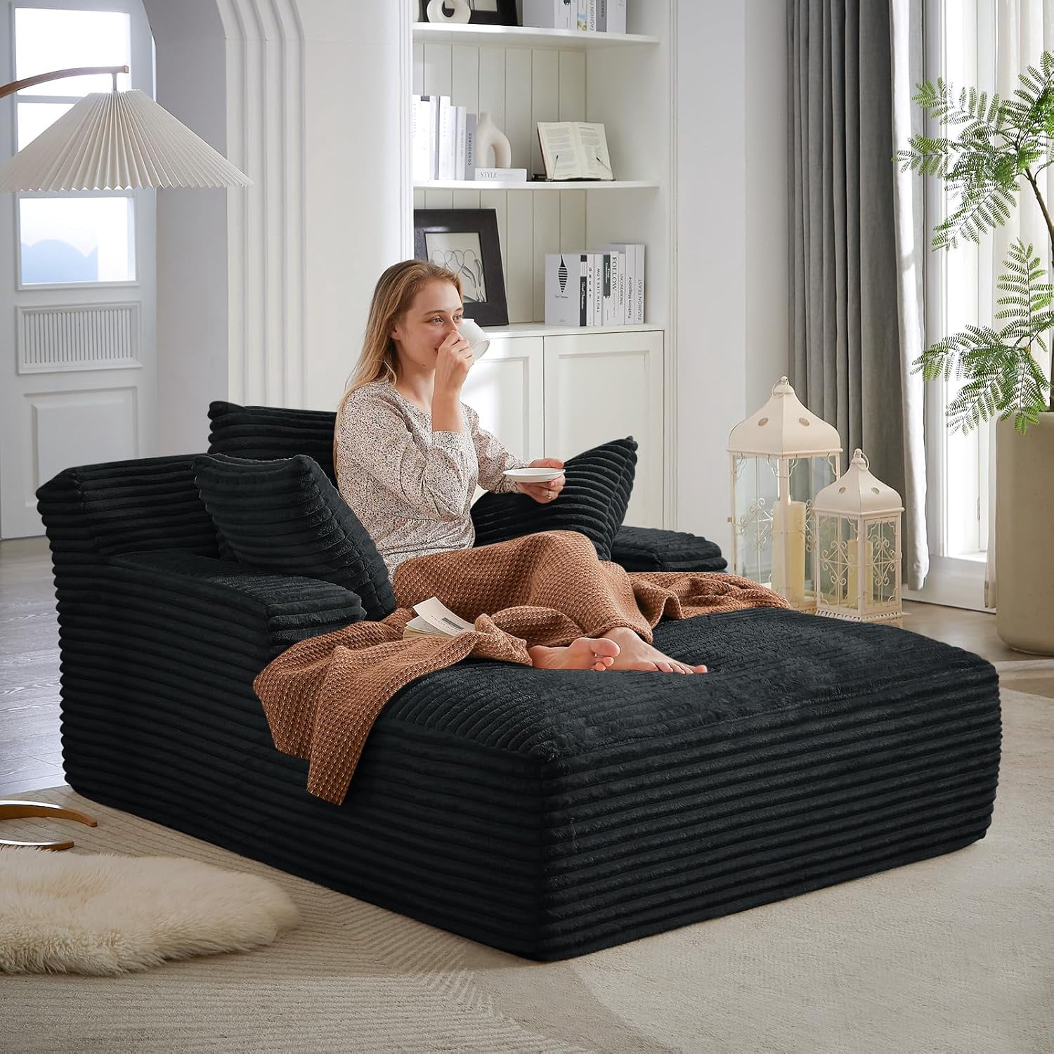 AENKYO 50" Chaise Lounge Sofa Bed with 3 Pillows, Convertible Sleeper Couch for Living Room, Bedroom & Small Spaces - Corduroy Upholstered Deep Seat Comfy Furniture - Black