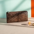 thumbnail image 2 of Cartera Wrangler Minimalist para mujer, piel vegana, color café, 2 of 7