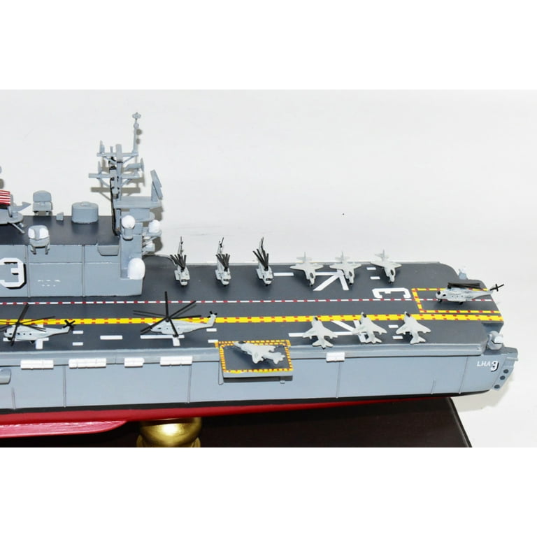 USS Belleau Wood LHA 3 24 inch Model,,Navy,Scale Model,Mahogany
