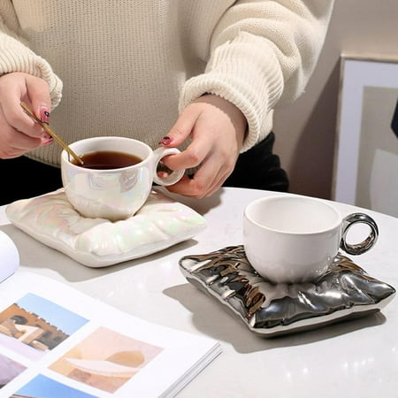 

SHZNSJWDKJ Luxurious and durable ceramic cup set for a sophisticated morning coffee experience. Elevate your daily routine with this modern and sleekly designed set. Crafted for quality a