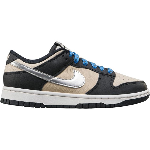 Nike womens Dunk Low