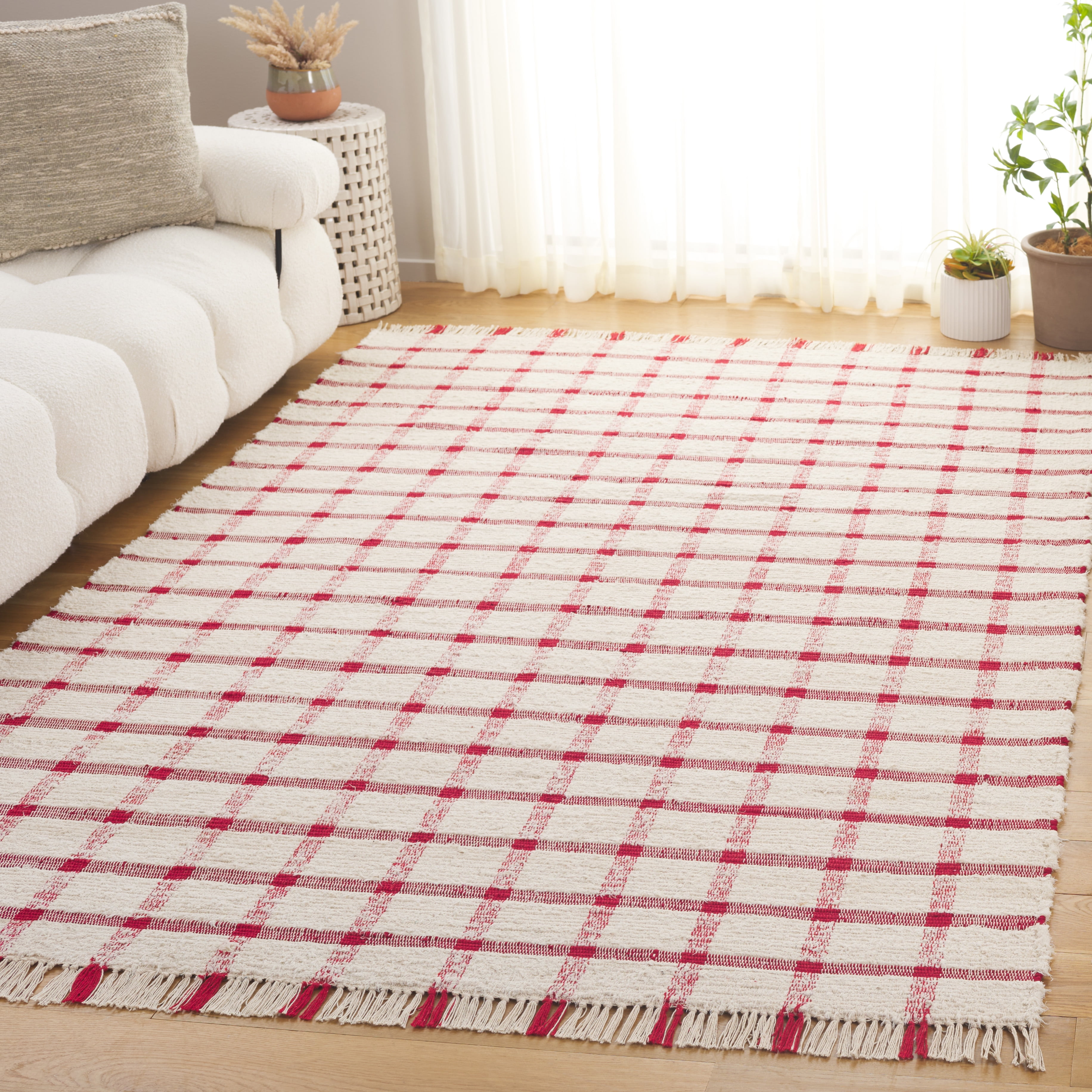 SAFAVIEH Montauk Bevin Checkered Area Rug, Ivory/Red, 6' x 6' Square