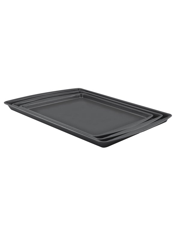 Baking & Cookie Sheets in Bakeware