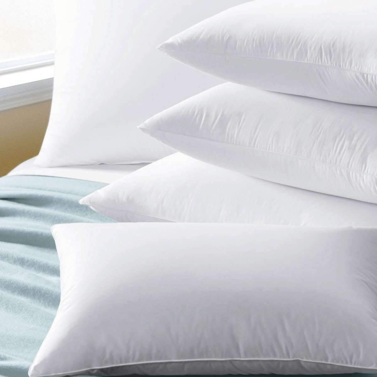 St. Pierre 700 Fill Power European White Goose Down Pillow