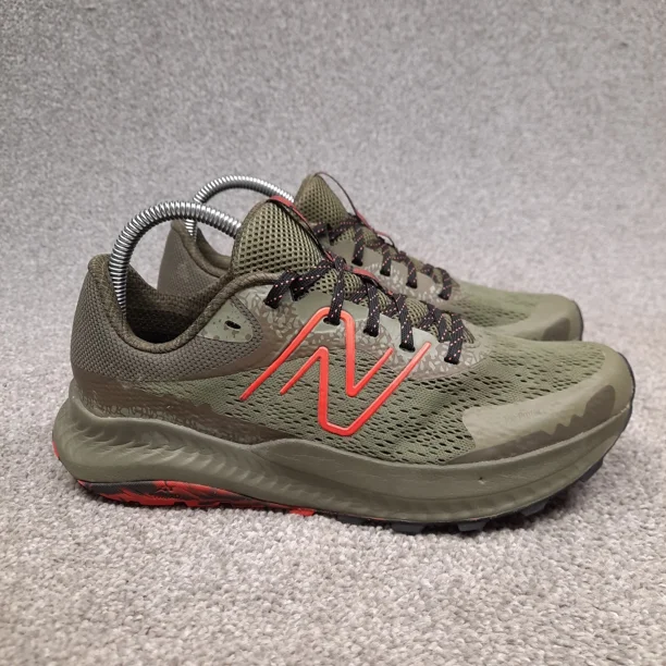 New Balance Nitrel V5 Men Trail Running Shoes Size 8 Green Red Low Top MTNTRRG5