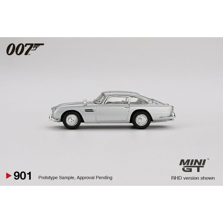 Aston Martin DB5 RHD Birch Silver Metallic 007 James Bond