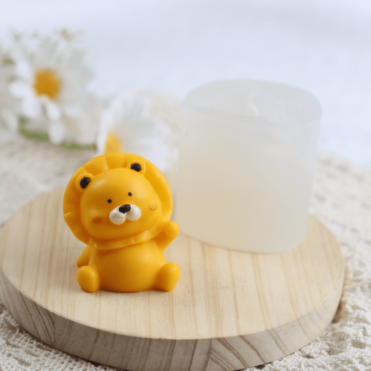 Cartoon lion Dinosaur Cows Ice Cream Silicone Mold With Lid