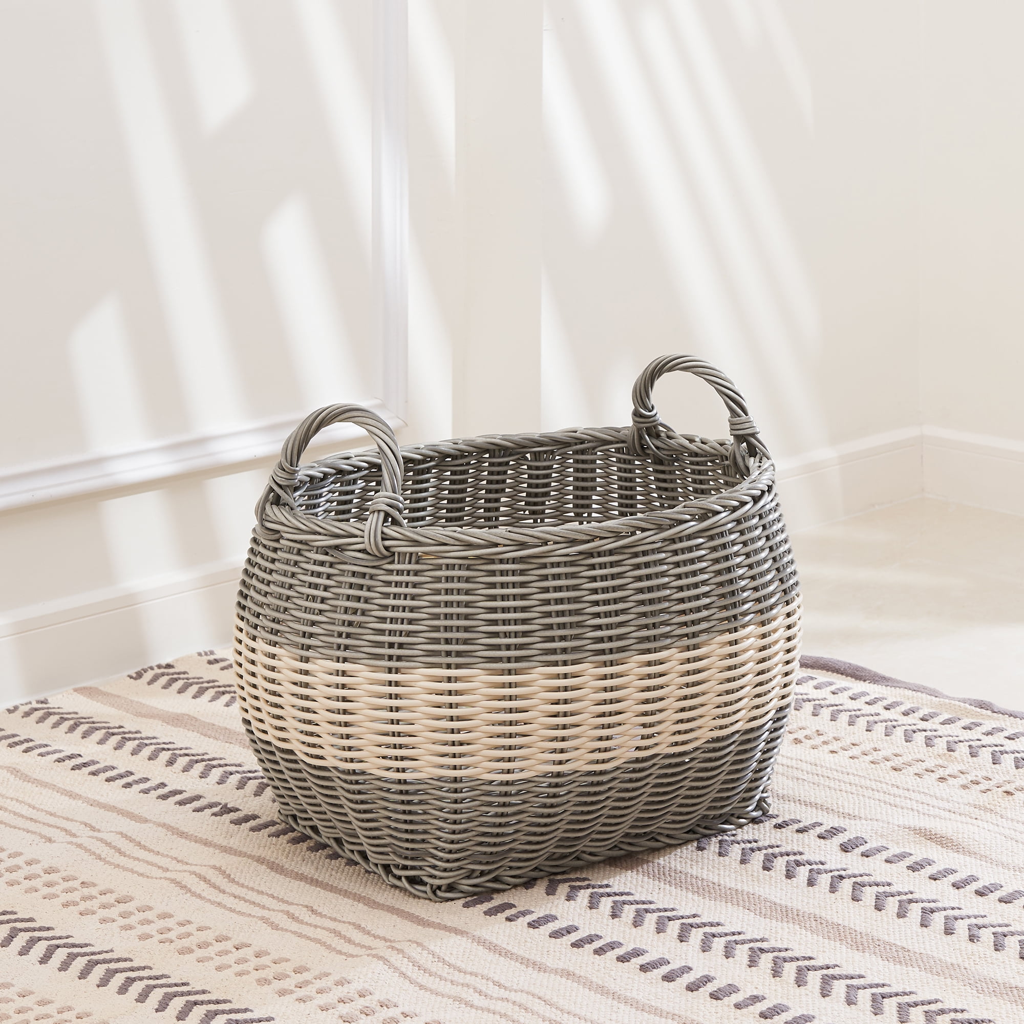 Hannah 20-Inch Oval Resin Storage and Laundry Basket with Handles- Size L