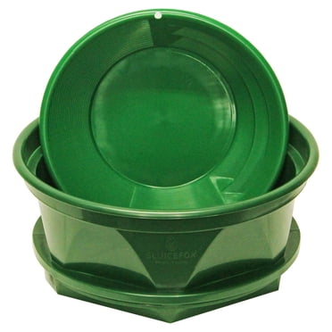 Sluice Fox Gold classifier for five gallon bucket plus bonus gold pan; stackable sifting pan sieve; gold sluice box mesh strainer; shark tooth sifter (Green color, 1/20 inch mesh, 400 holes per sq inc