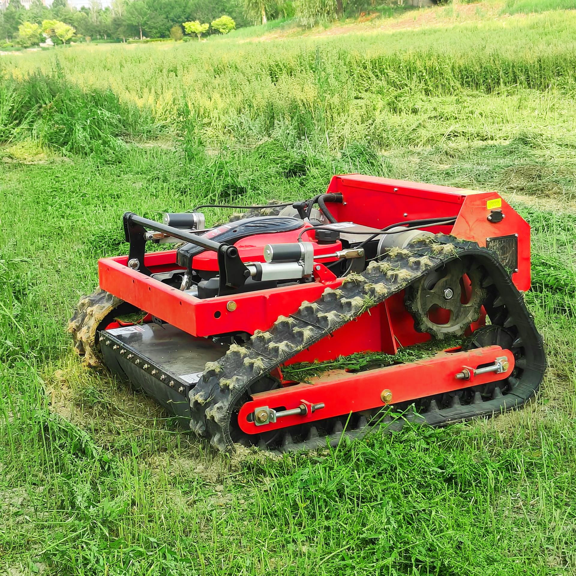 MMS Remote Control Robotic Lawn Mower 21.65In/550mm Automatic Track Lawn Mower for 45° Slope, Adjustable Cutting Height, All Terrain Robotic Grass Cutter Yard Mower USA Stock
