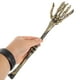 thumbnail image 2 of 1 par de cucharas de ensalada creativas de Halloween con forma de brazo de calavera, decoración artificial de brazo de calavera., 2 of 7