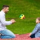 thumbnail image 3 of KAKOWELY 2 pelotas de fútbol inflables de colores para niños, juguetes para exteriores., 3 of 5