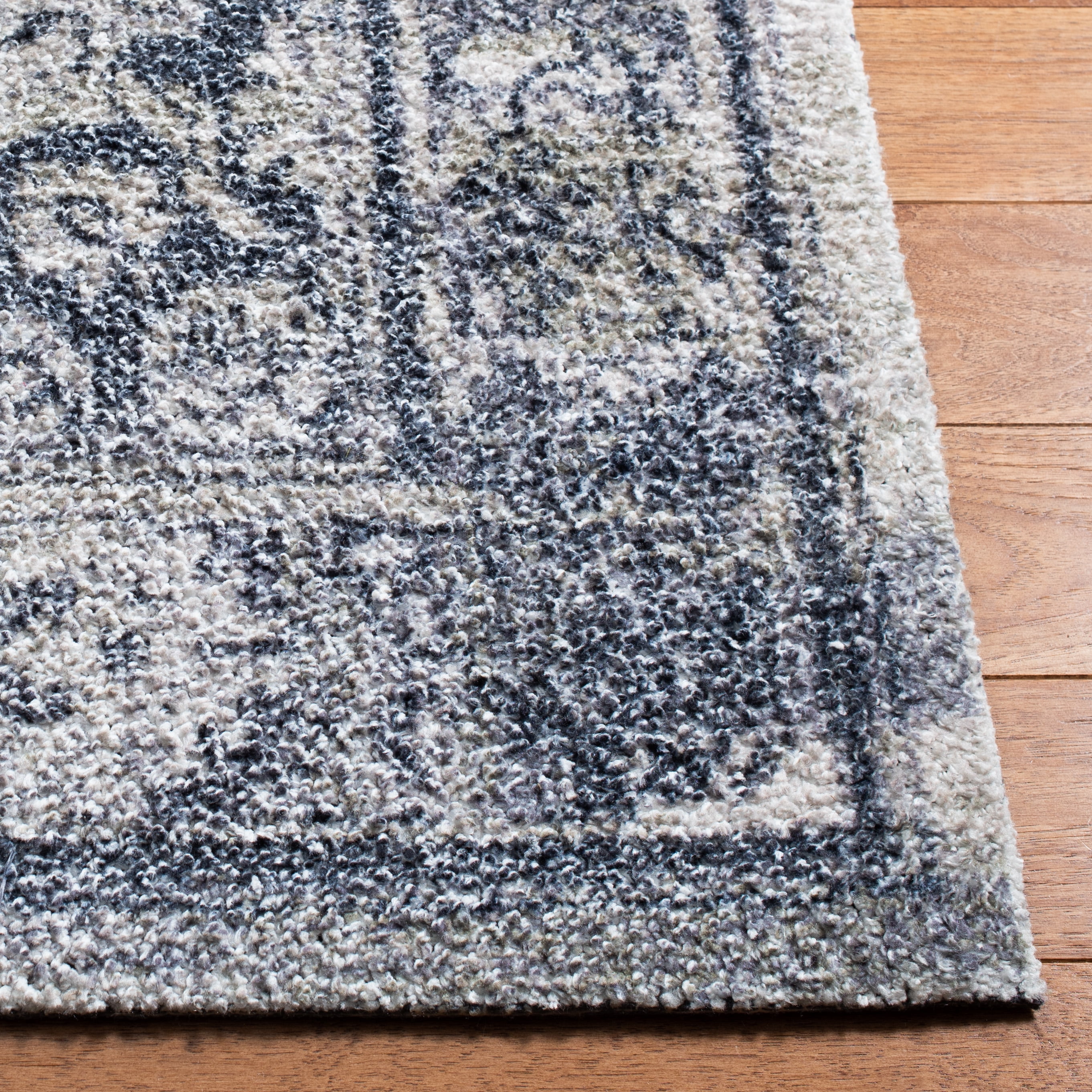 SAFAVIEH Classic Vintage Comhgham Medallion Area Rug, Navy/Sage, 8' x 10'