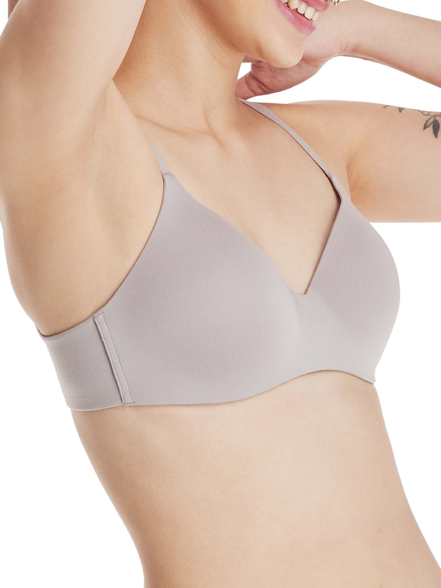 Hanes Womens No-Show Wireless Bra, Concealing Petals No-Show Bra with Convertible Straps
