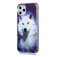 thumbnail image 2 of Funda de TPU luminosa para iPhone 11 Pro, diseño de lobo en el cielo estrellado, 2 of 4