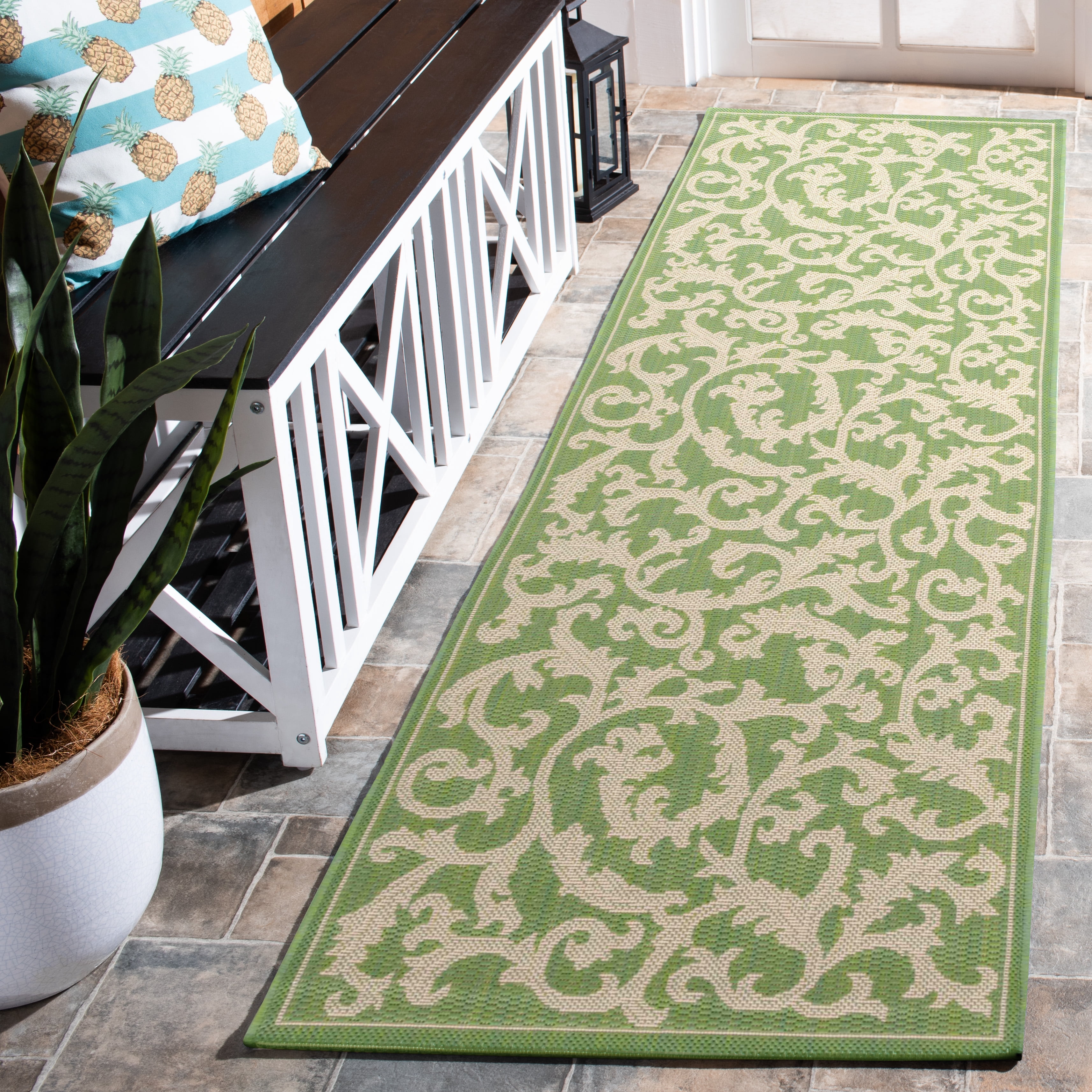 Safavieh Courtyard Kevin Floral Indoor/Outdoor Runner Rug, Olive/Natural, 2'3" x 6'7"