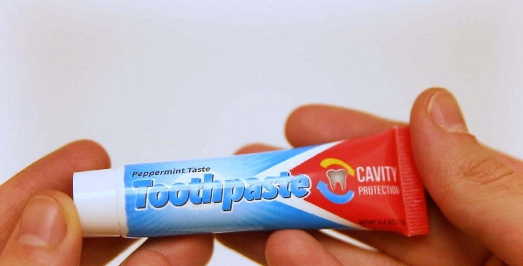 100 Pack of Bulk Wholesale 5 Piece Travel Size Oral Hygiene Dental Kits Containing Toothbrush, Toothpaste, Toothbrush Cover, Dental Floss Picks and Reusable Pouch Each for Homeless & Charity Donation