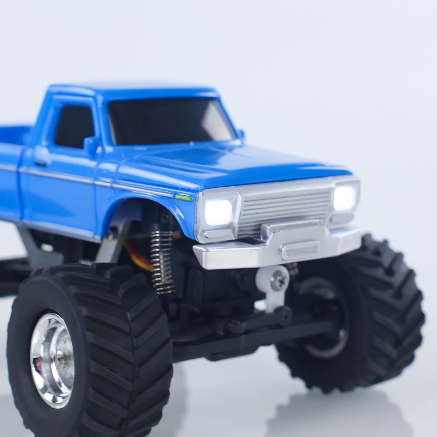 JABAILE 3602 1/36 4WD 2.4G Radio Controlled Off Road Vehicles Mini Crawler Car Battery Lights RTR RC Toys Model Children Gift