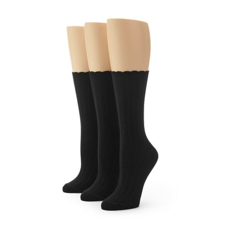 

No nonsense Women s Scallop Pointelle Sock 3 Pair Pack One Size