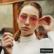 thumbnail image 4 of Gafas de Sol Polarizadas en Forma de Corazón para Mujer Gleyemor Oro, 4 of 6