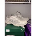 thumbnail image 1 of New Balance 725, 1 of 6