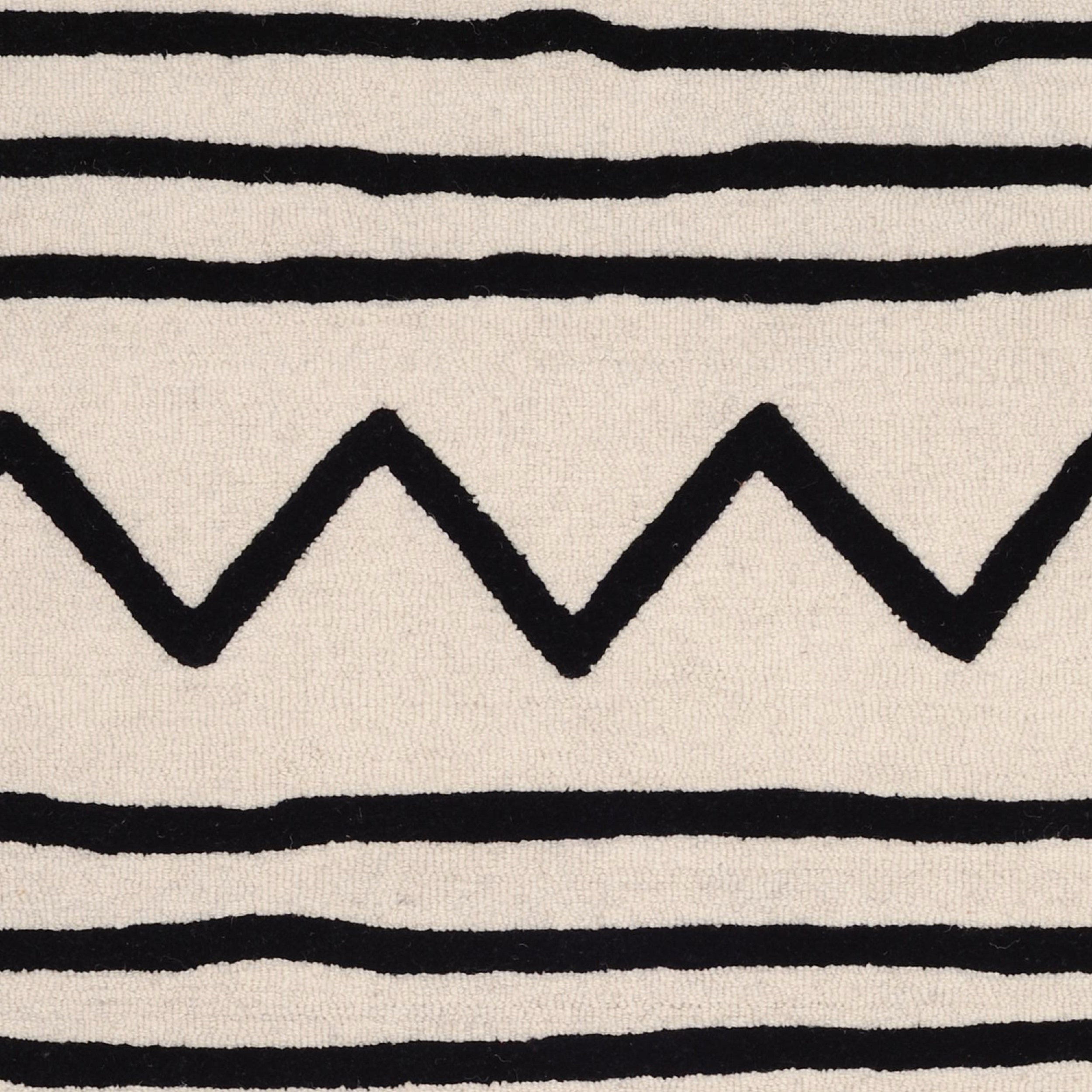 SAFAVIEH Kids Zigzag Striped Wool Area Rug, Ivory/Black, 3' x 5'