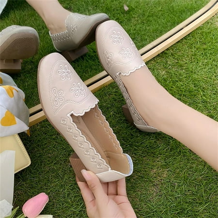 

TOWED22 Womens Flat Shoes for Women Comfortable Pointed Toe Memory Foam Women s Loafers Beige